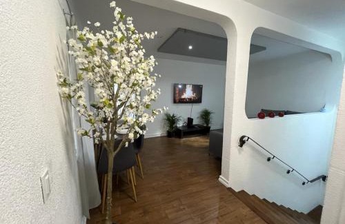 Cuernavaca House | Casa Geranio conveniente y funcional.