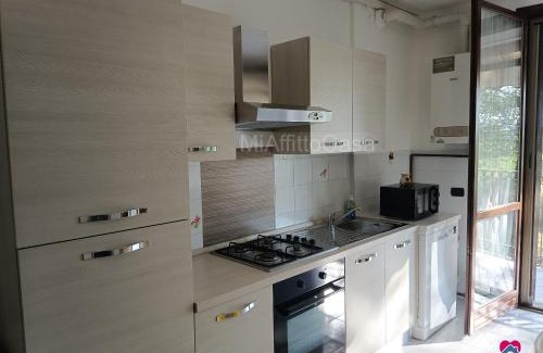 Bellinzago Lombardo Apartment | Casa Girasole - Balcone, Giardino e posto auto privato