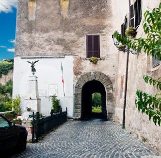 Mazzano Romano Apartment | Casa Graziella al Borgo