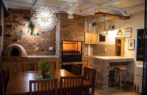 San Bernardino House | Casa Helena BBQ, big POOL, WIFI, AC San Bernardino