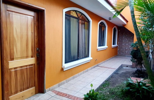 Zona 21 House | Casa hermosa a 20 minutos del aeropuerto