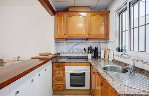 Vergel Villa | Casa Historia, 3 Bedrooms Close to the Beach