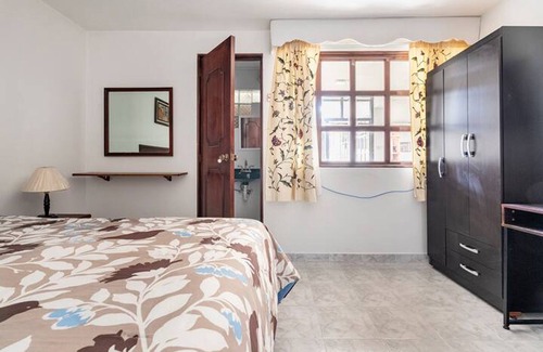 Ciudad Lopez Mateos House | Casa Hogareña con Estacionamiento
