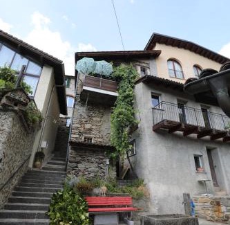 Valcolla House | Casa Holamundo