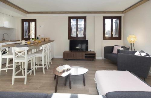 El Pueyo de Jaca Apartment | Casa Ikuspe by BeValle