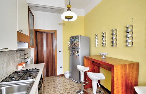 Ogliastro Cilento House | Casa Imma A: A welcoming apartment situated in a quiet location, a few minutes from the town center, with Free WI-FI.