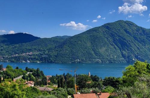 Tremezzo Apartment | Casa Intignano - appartamento con terrazzo vista lago