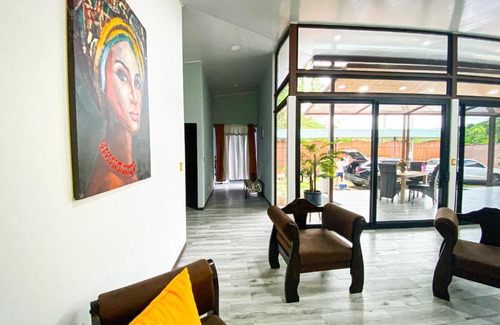 Cahuita House | Casa Iris
