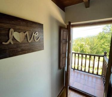 Narciandi House | CASA IRIS, tranquilidad a 5' de Cangas de Onís