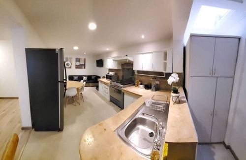Cuenca Apartment | Casa Isabel. Cozy 6 bedrooms apartment. Cuenca's Historical District.
