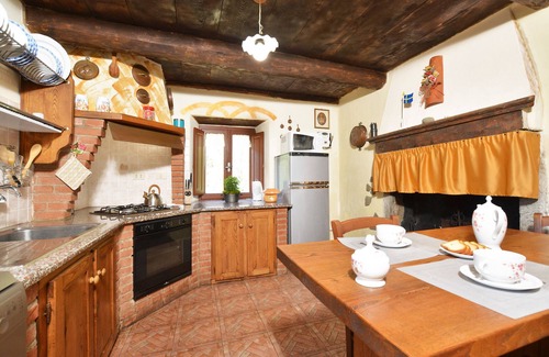 Castiglione di Garfagnana House | Casa Le Meriche, Castiglione di Garfagnana, Italy