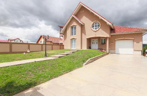 Hateg House | Casa Iulia