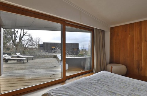 Sant Julia de Vilatorta Villa | Casa japandi Un alojamiento saludable