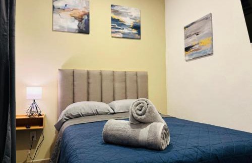 Irapuato Apartment | Casa Jacaranda Business Lodge 7 Suites Cowork Terrace