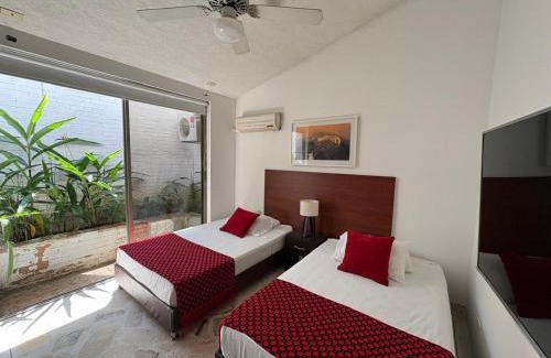 Ciudad Jardin Bed & Breakfast | Casa Jardin del Lago