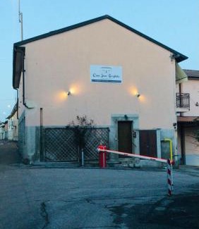 Borghetto Lodigiano House | Casa Jomi b&b Borghetto Lodigiano