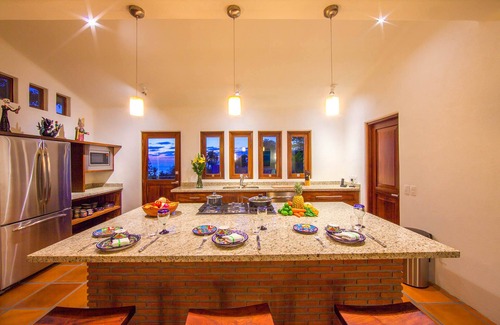 San Francisco House | Casa las Piedras & Casita - Ocean View Villa