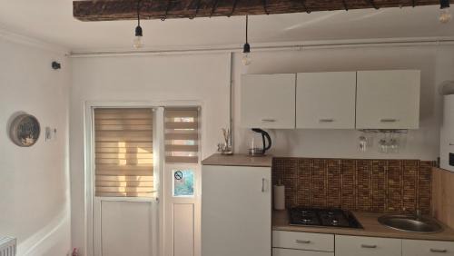Iernut House | Casa LADIS