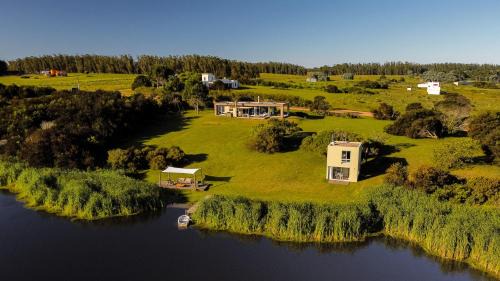 Rocha House | Casa Las Vistillas -La Pedrera- con lago privado a metros del Mar