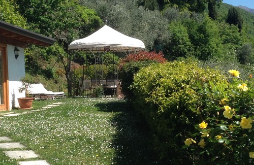 Roe Volciano Apartment | Casa Lella lL lounge on Salo