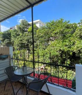 Port Louis House | Casa LeValois