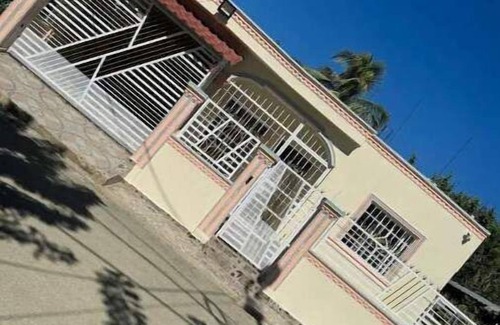 Pimentel Villa | Casa Linda