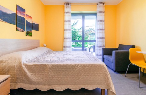 Como House | Casa Livio - Rooms and studios