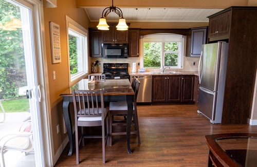 Central Okanagan Cabin | Casa Loma 417 Two Bedroom Villa South beach