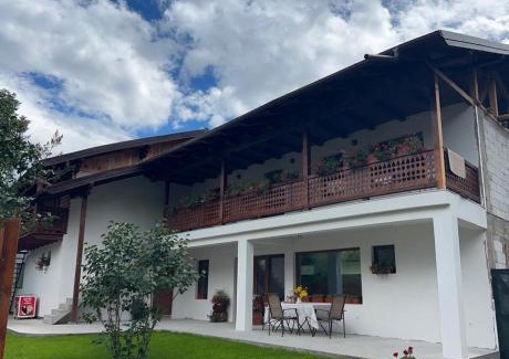 Ceahlau House | Casa Luca