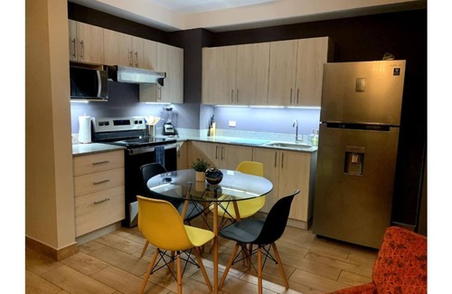 Santa Tecla Apartment | 🌙Casa Luna🌙 Comfortable & Centric Apt-Santa Tecla