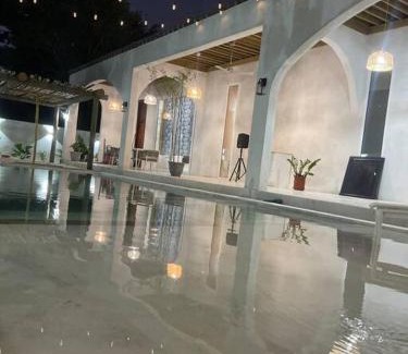 Corozal Villa | CASA LUNA ¡Piscina y Playa!