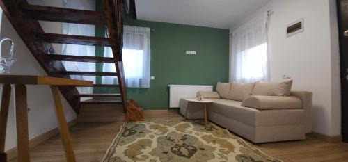Floresti House | Casa Luna