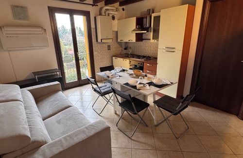 Formigine Apartment | Casa Lupo - Complete apartment with 4 beds and private parking.