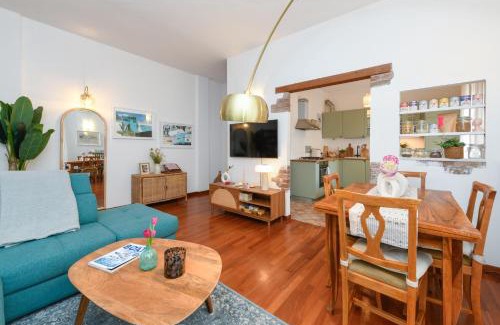 Est Apartment | Casa Maddy - Balcony, Parking, 20-minute walk to the center