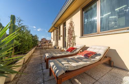 Ponte Nuovo Apartment | Casa Madera with lovely terrace