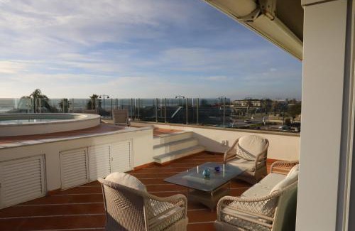 Forte dei Marmi Apartment | Casa Magniflex - Sea view Flat with Swimming pool