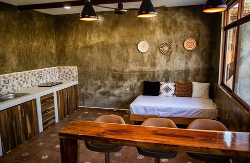 Salina Cruz Hotel | Casa Majeva