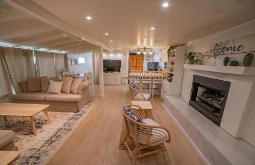 Ensenada House | CASA MARIA - BEACHFRONT COTTAGE ON THE SAND