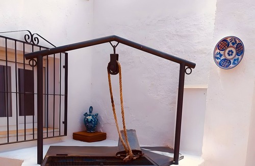 Valderrubio House | Casa Mercedes in the Vega de Granada with private terrace, private garden, and balcony