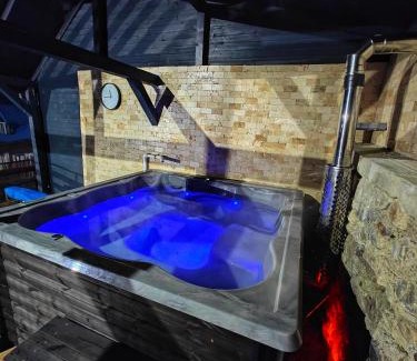 Baile Herculane House | Casa Miclau