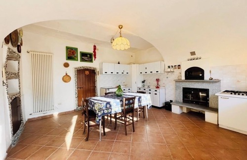 Serralunga di Crea House | Casa Mina(Wi-fi & TV)