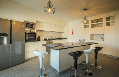 Peso da Regua House | Casa Moderna com 4 Quartos, no Vale do Douro, Cidade da Régua