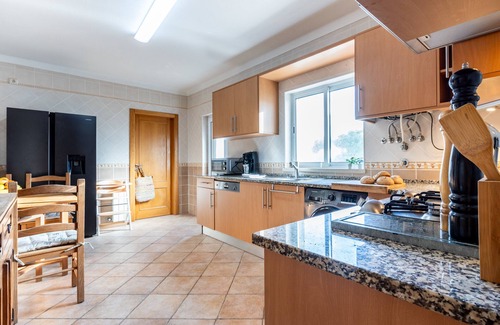 Aljezur Villa | Casa Monkey Business