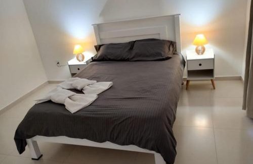 Iguaba Grande House | Casa na região dos lagos, Com piscina, Para 8 Pessoas.