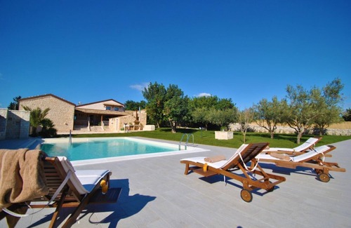 Casale Zappulla Villa | Casa Natia - Luxury Villa with pool