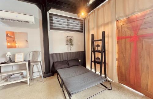 Silang House | Casa nel Mezzo - A Pineapple Farm Escapee