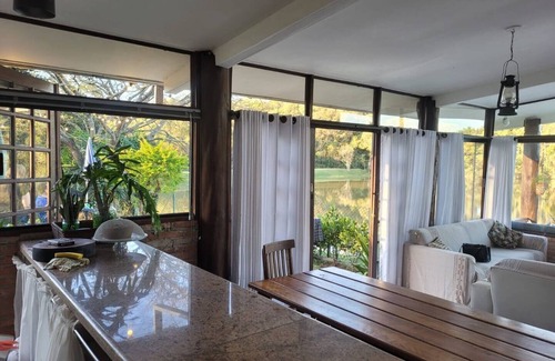 Jardim Primavera House | Casa no Lago com Vista Espetacular!
