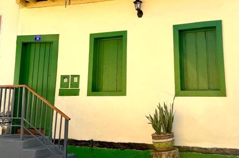 Davidopolis House | Casa Noites Goianas