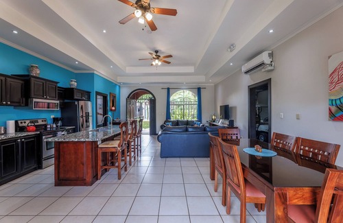Bejuco House | Casa Oasis - Beachside home with Private Pool
