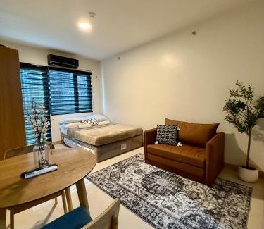 Iloilo Apartment | Casa Olivia - SMDC Studio with Balcony Back of SM City IloIlo
